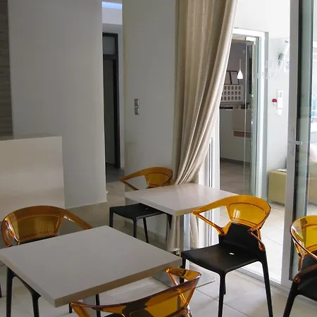 Aparthotel Alexandros *