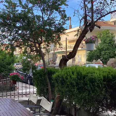 Aparthotel Alexandros *