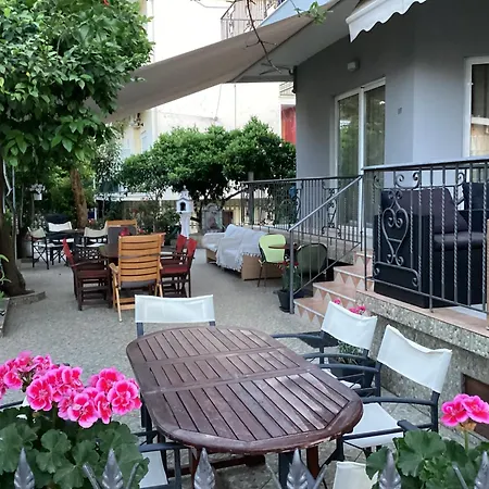 Aparthotel Alexandros