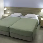 公寓式酒店 亚历山德罗斯公寓式酒店 *
