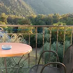 公寓式酒店 亚历山德罗斯公寓式酒店 卡梅纳维洛拉