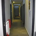 亚历山德罗斯公寓式酒店 公寓式酒店 *