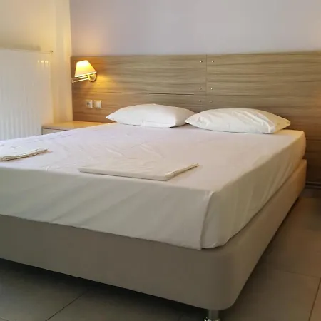 Alexandros Aparthotel *