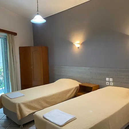 Apart-hotel Alexandros Kamena Vourla