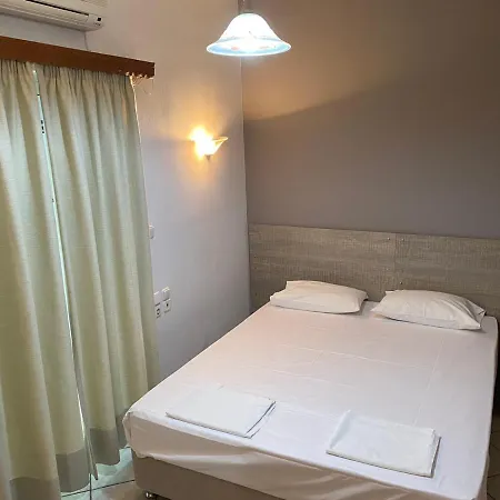 Aparthotel Alexandros *