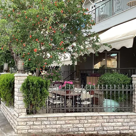 Alexandros Aparthotel Kamena Vourla