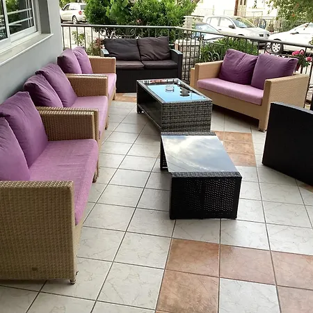 Aparthotel Alexandros *