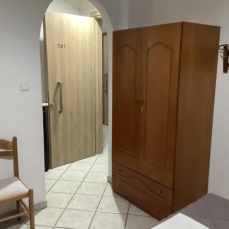 Alexandros Aparthotel Kamena Vourla