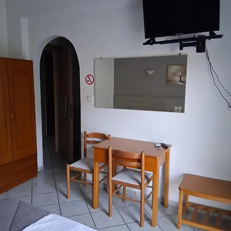 Apart-hotel Alexandros Kamena Vourla