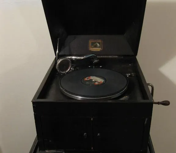 Ξενοδοχείο με διαμερίσματα αλέξανδρος